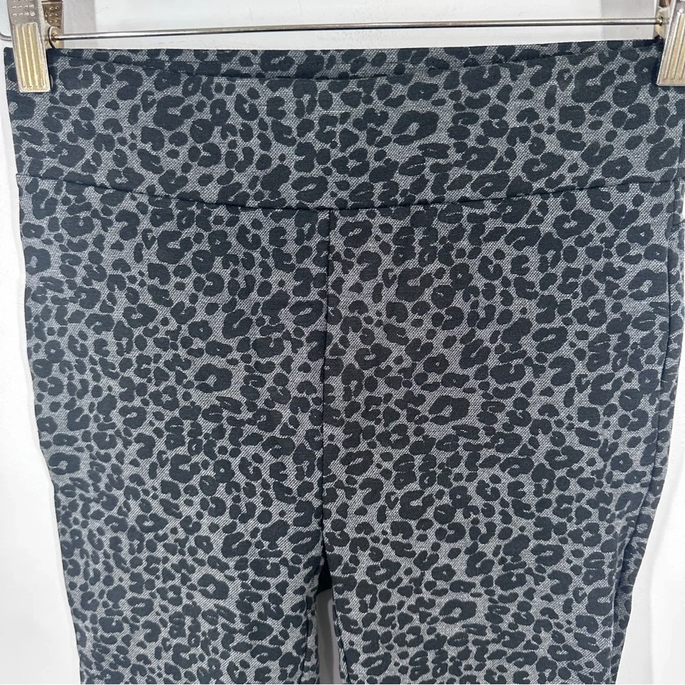 NWT Loft Grey Leopard Print Leggings Size XS Petite